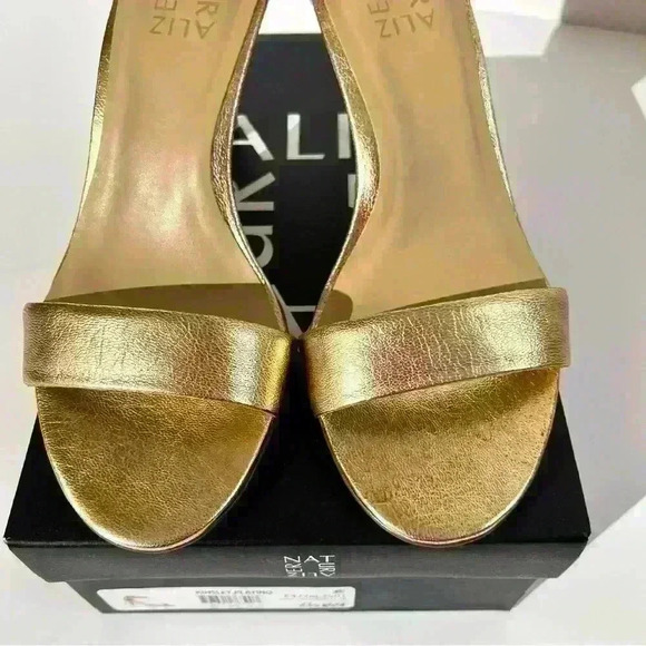 Naturalizer Kinsley Platino Metallic Leather - Picture 3 of 7